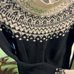 Warm classic sweater- looks great with jeans -